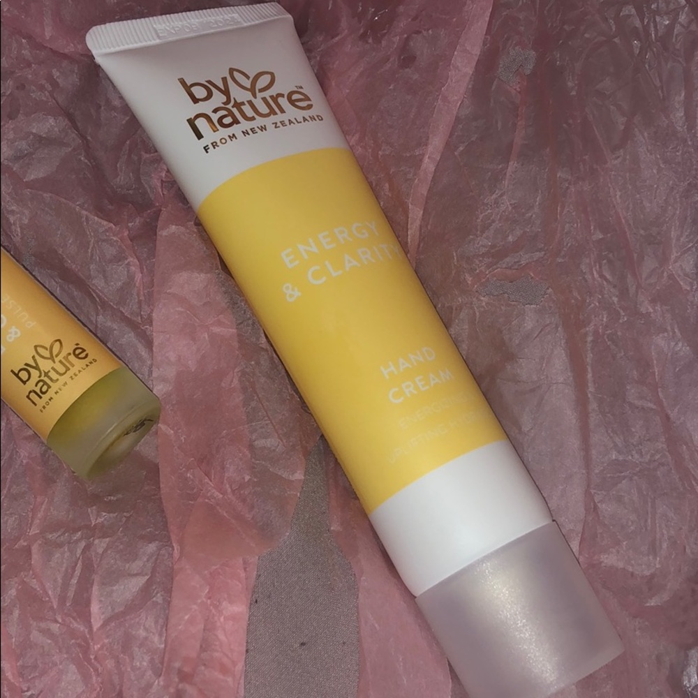 By Nature New Zealand Energy & Clarity Cream & Oil - Picture 6 of 8